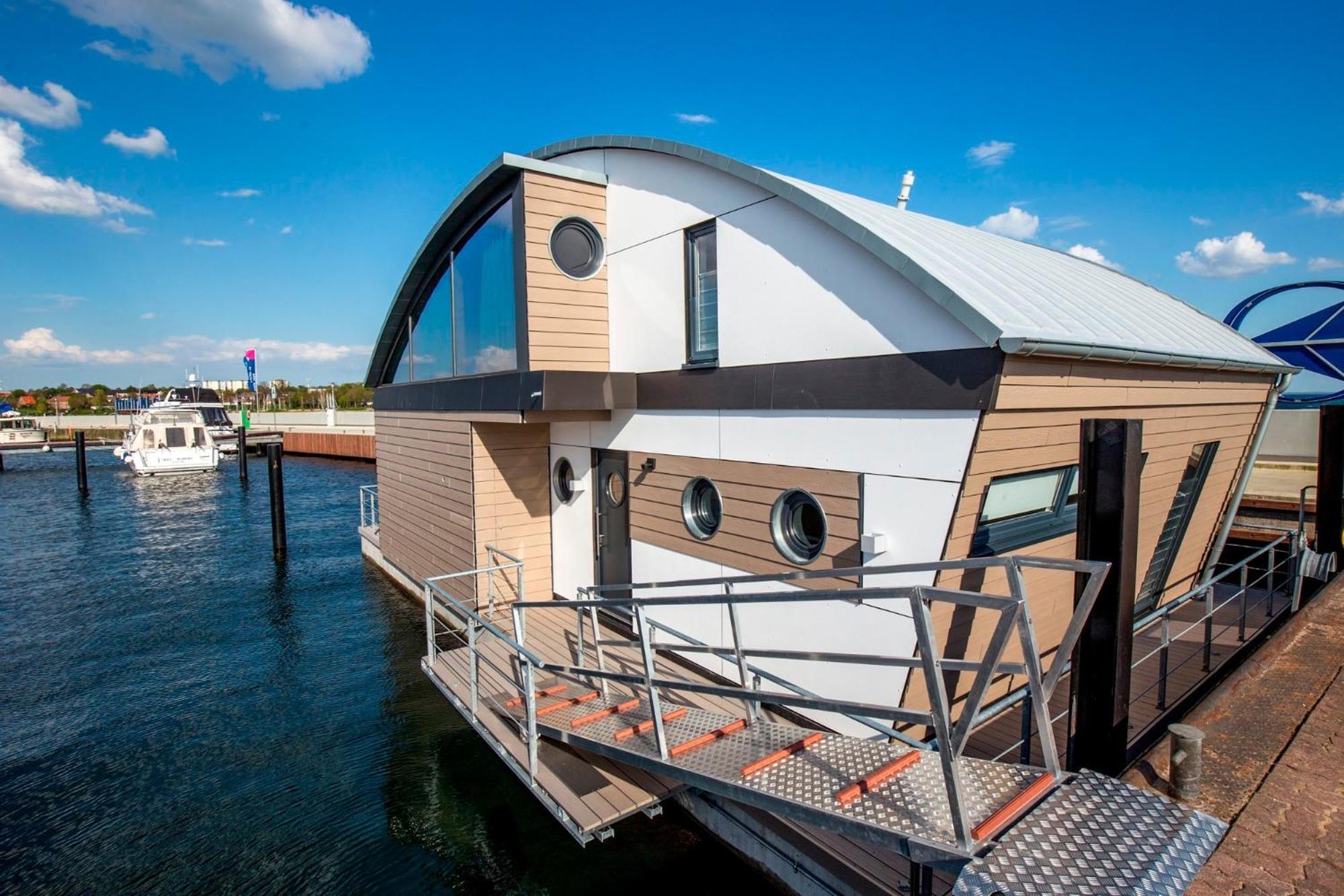 Kyst 5410 Floating Home 2 Neustadt in Holstein Kültér fotó
